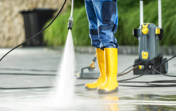 Best Deck Pressure Washing  in Vandenberg Village, CA