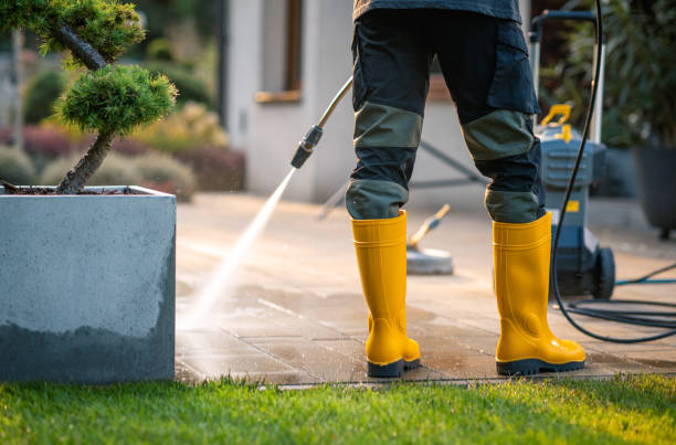 Best Deck Cleaning Services  in Vandenberg Village, CA